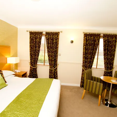 The - The Collection Group Estalagem