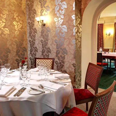 The - The Collection Group Inn 3*